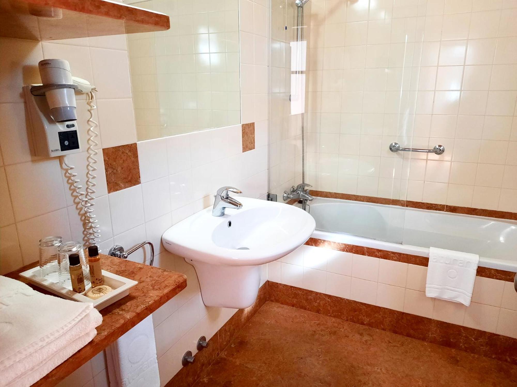 Naturarte Rio - Duna Parque Resorts & Hotels Вила-Нова-де-Мильфонт Номер фото